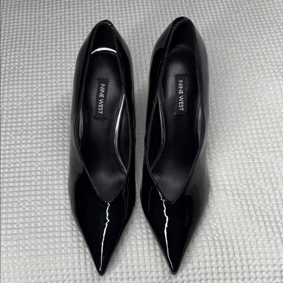 Nine West Shoes - Nine West Black Patent Pointed Pumps - Size 7